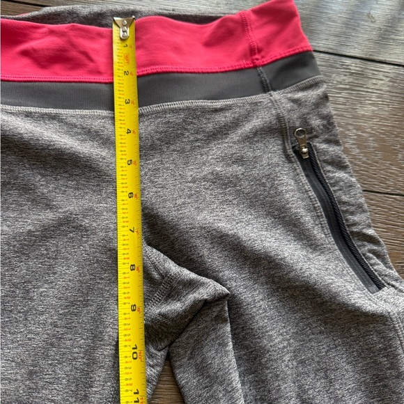 Lululemon Sz 6 Inspire Tight Leggings Grey Pink  Neon Zip Front Pockets Running - Picture 10 of 10